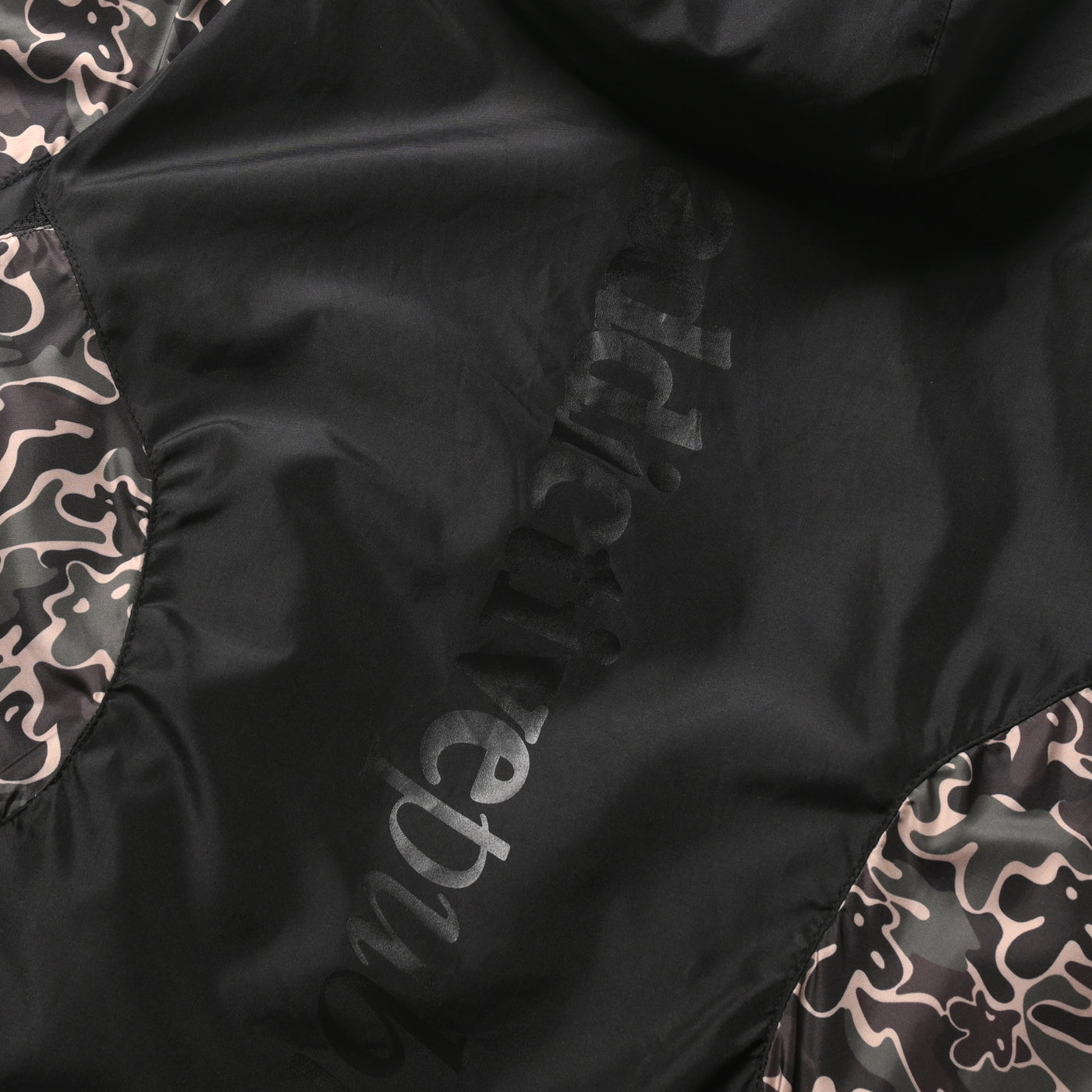 ADDICTIVE Packable Camo Jacket