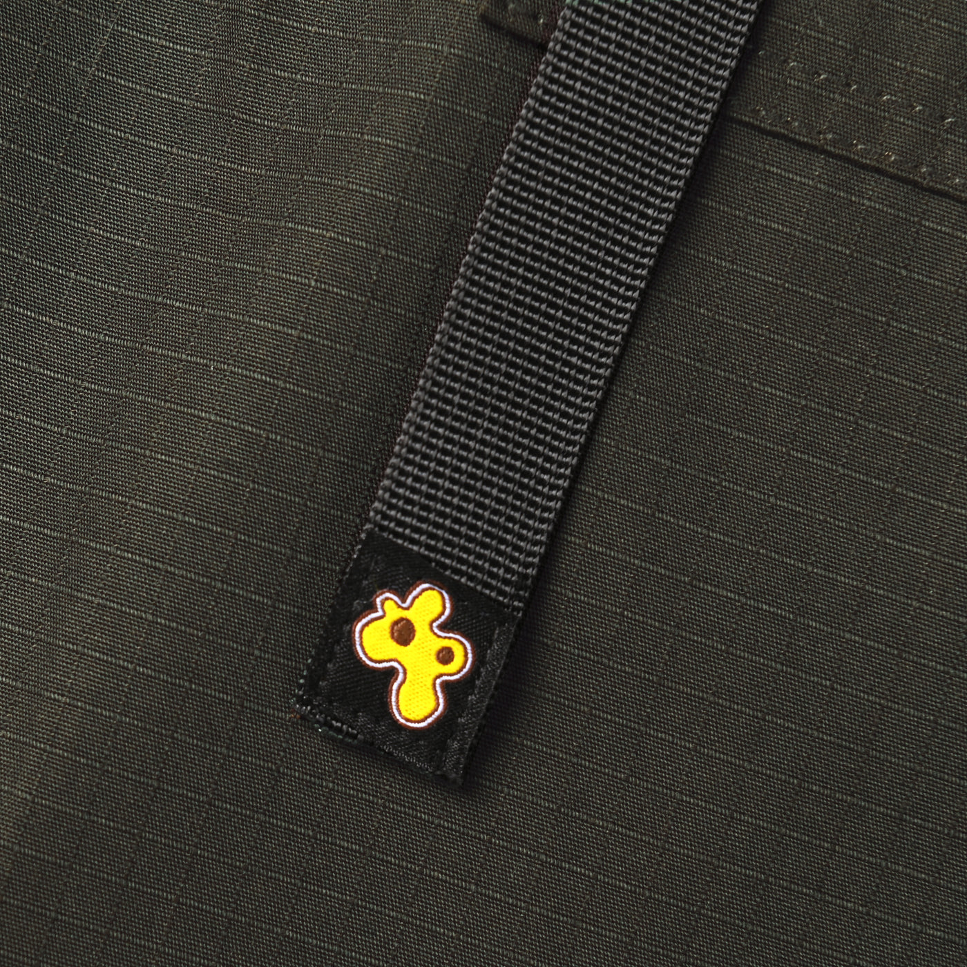 ADDICTIVE Barrel Pants Olive